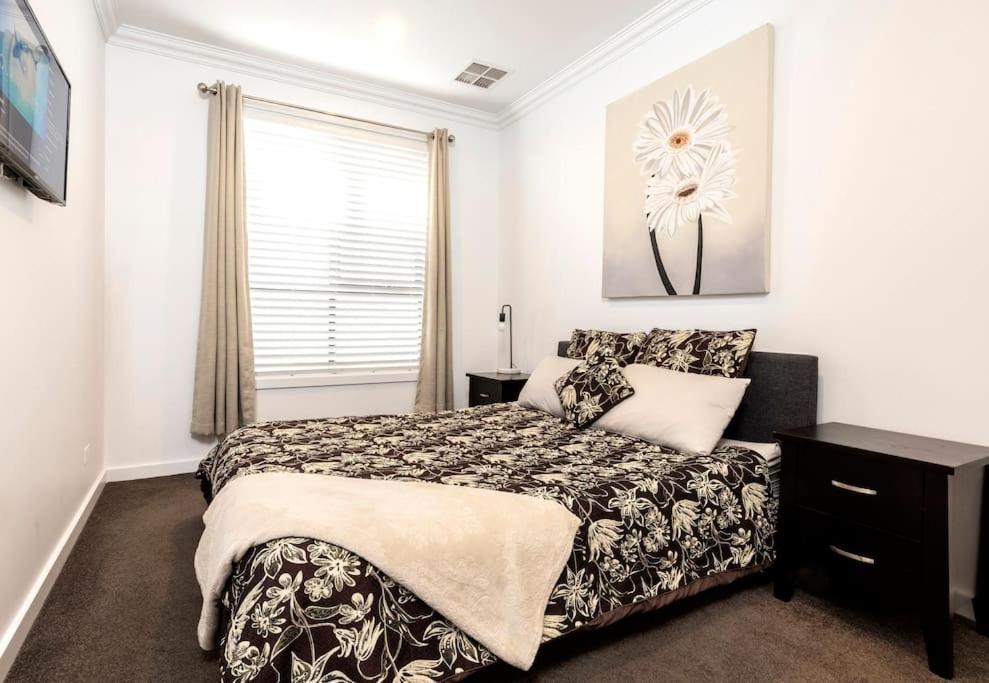 Luxury Home In Christies Beach With King Bed, Nbn, Netflix, 3Bed 2Bath Buitenkant foto